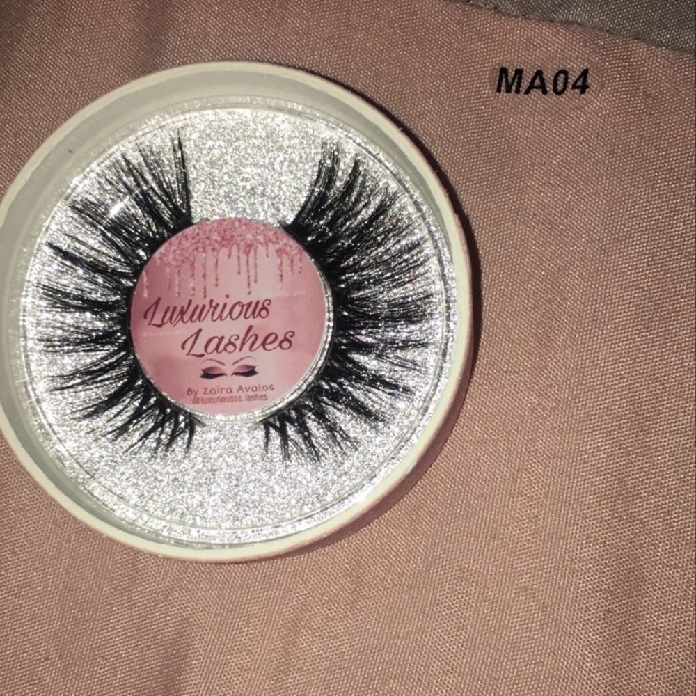 Luxurious Lash Style “MA04” ‼️